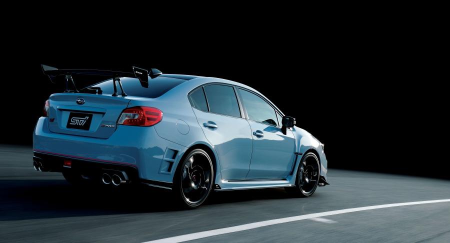  Subaru WRX STI S208 2017 года  (фото 12 из 23)